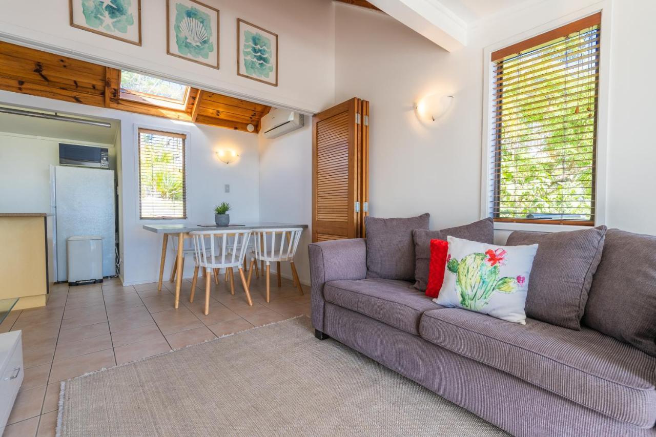Palm Beach Cottage With Private Spa Pool 外观 照片