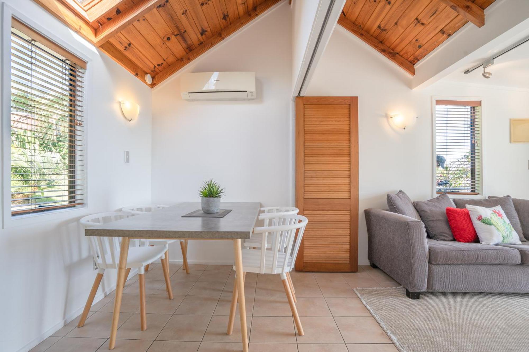 Palm Beach Cottage With Private Spa Pool 外观 照片